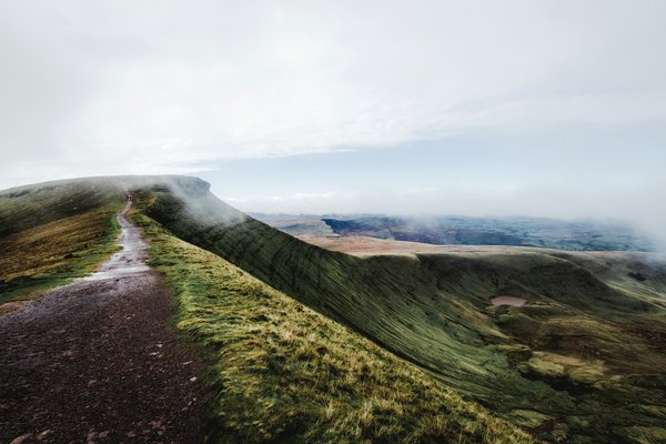 Comment préparer une randonnée pour découvrir les montagnes de l'Oural, Russie ?